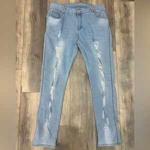 Women’s XL Boutique Skinny/Ripped Jeans $15
